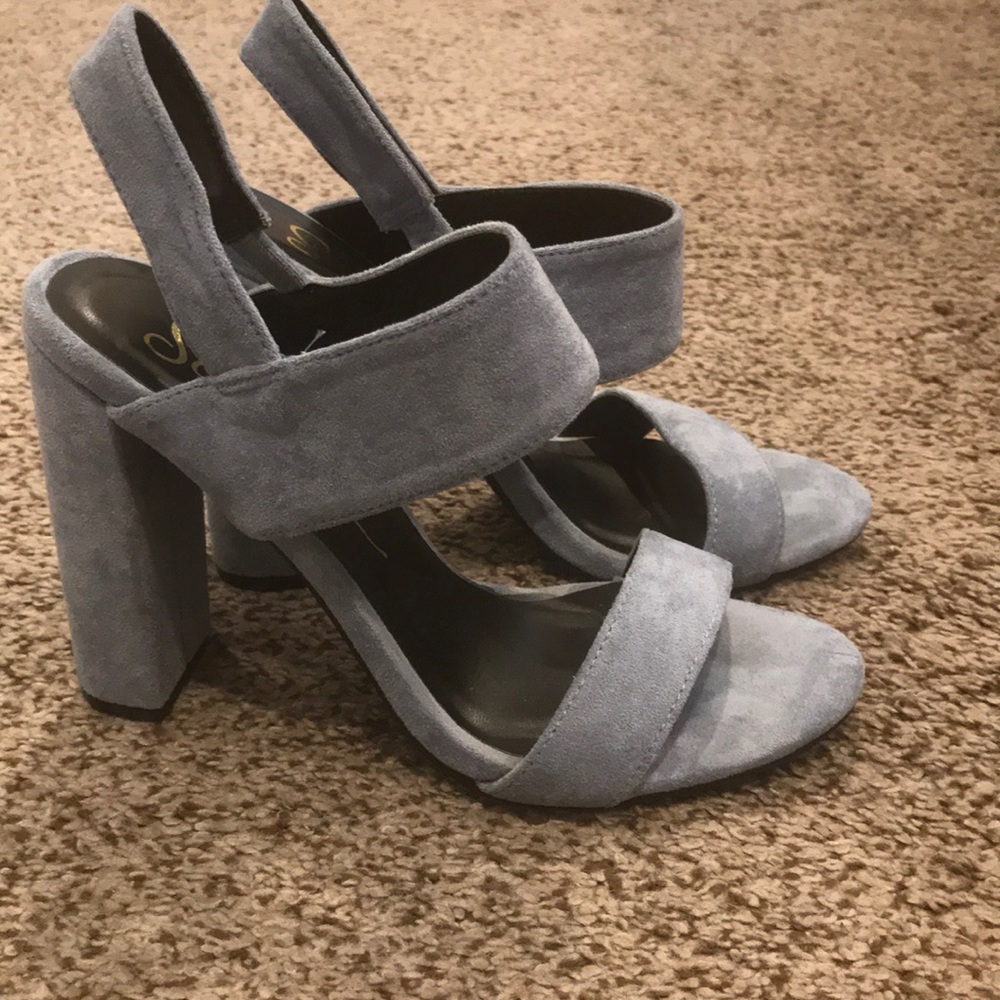 So Me Suede Pumps